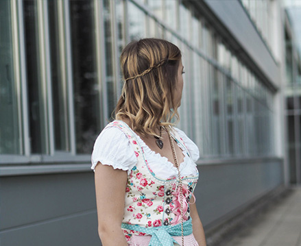 Offene haare frisuren dirndl Oktoberfest